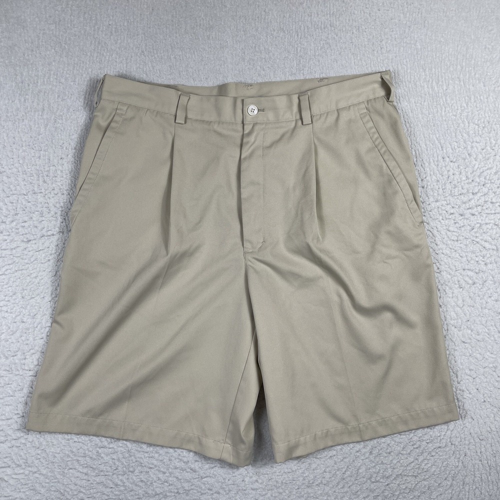 Nike Shorts‎ Mens 36 Beige Pleated Preppy Golf Casual Everyday Travel Vacation